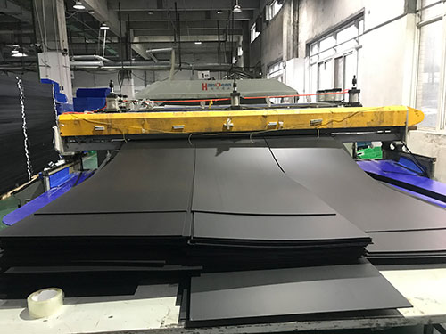 black corrugated plastic sheets