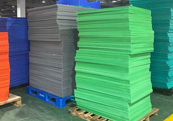 Regular corrugated plastic sheet - Image 2