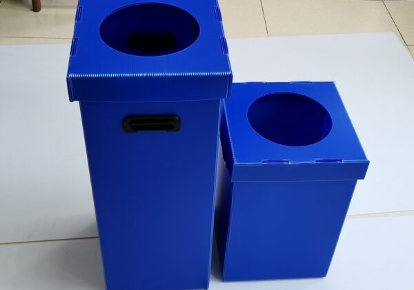 Corrugated plastic trash bin - Image 3